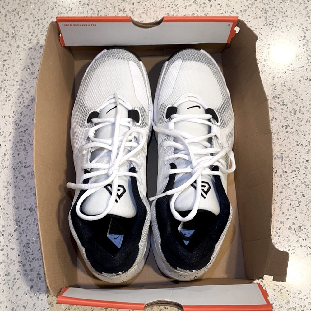 Nike Zoom Freak 1 “Oreo” Sneakers White
